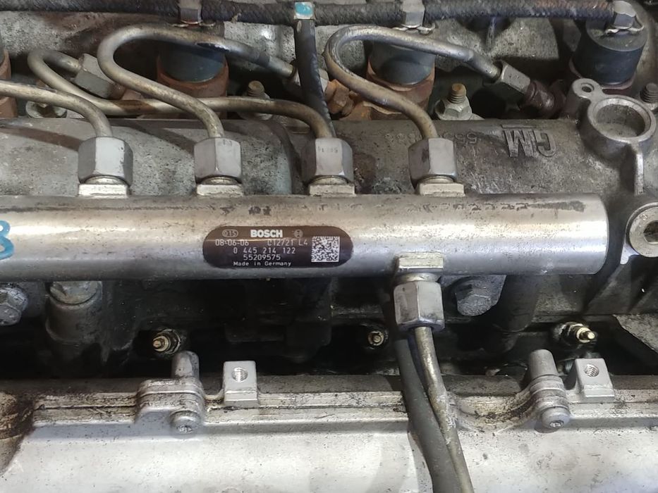 rampa injectoare 1.9 cdti z19dth saab 9-3 opel astra h vectra c signum zafira b 0445214122