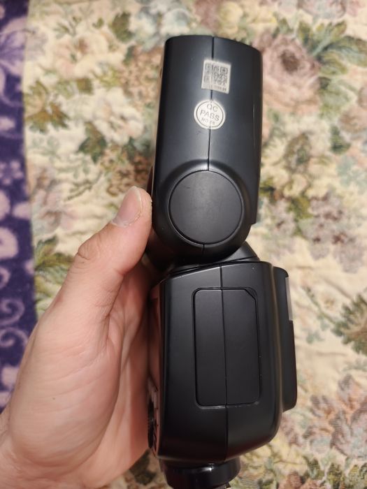 Godox v860III pentru camere Nikon z