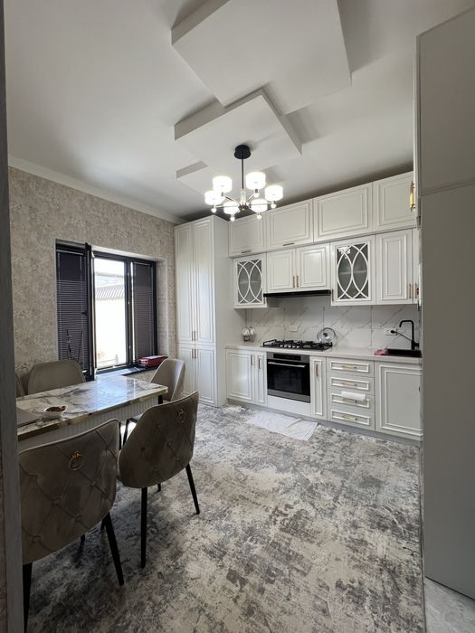 Ўзимизнм уй сотилади