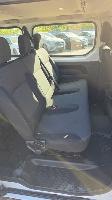 Renault Trafic 2.0 Blue dCi 110 S&S L2H2 8+1 Life