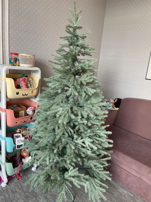 Елка искусственная