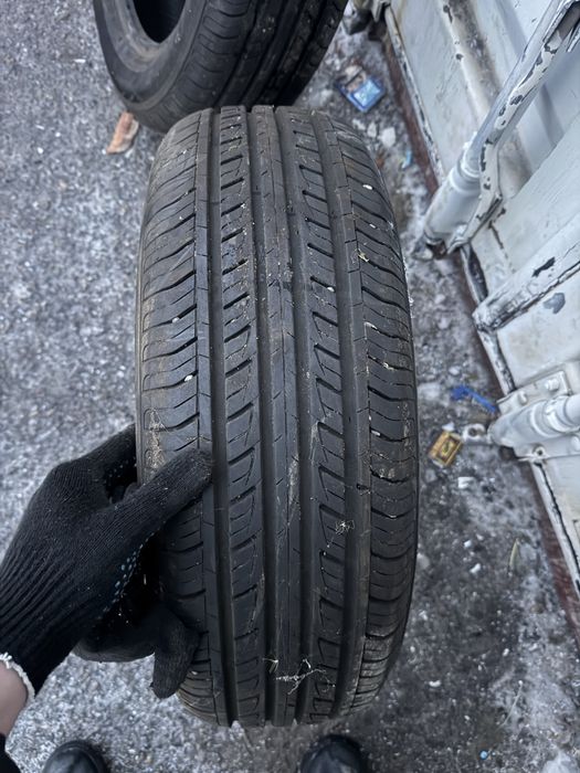 Продам резину 195/65/15