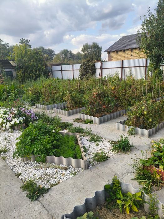 Срочно продам дачу на солнечной летний вариант