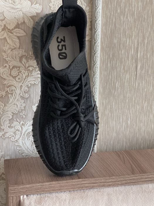 Продам новые изики