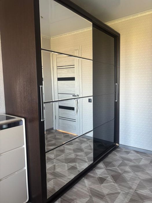 Продам шкаф купе