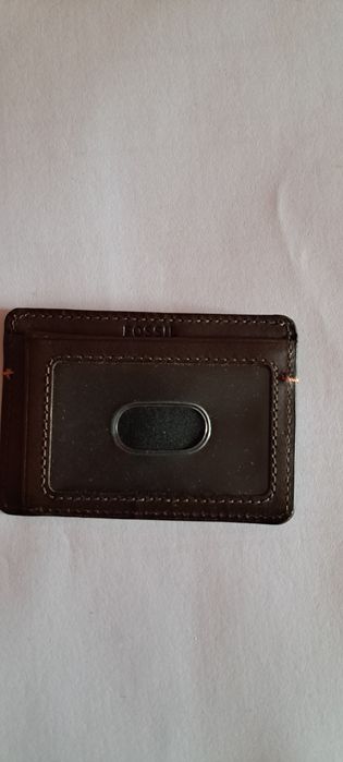 Визитник на Fossil