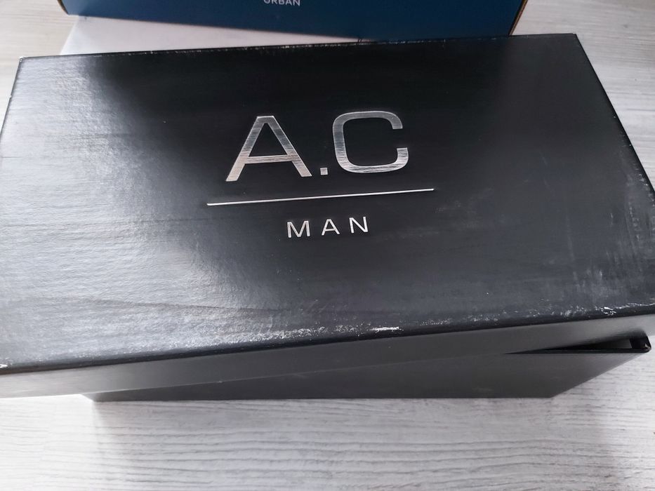 Pantofi de eveniment Whole-Cut, Negri Luciosi. pantofi ginere marime43