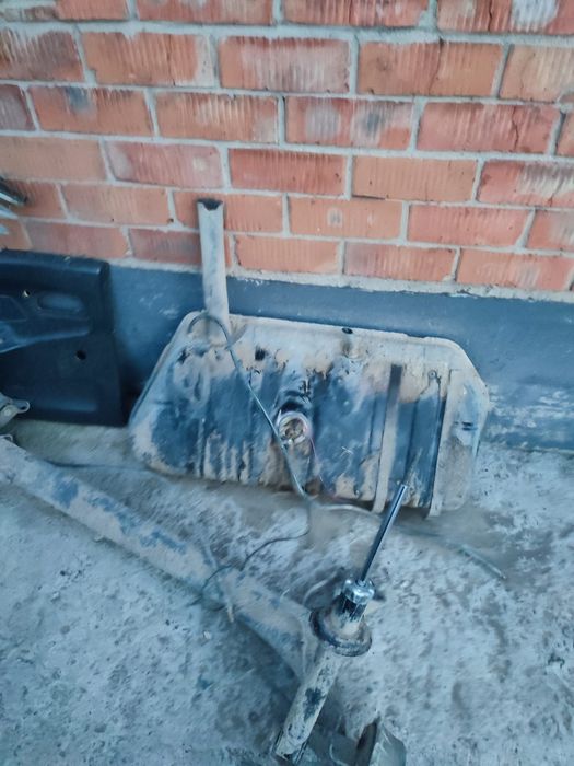 Продам блок.  1,6.