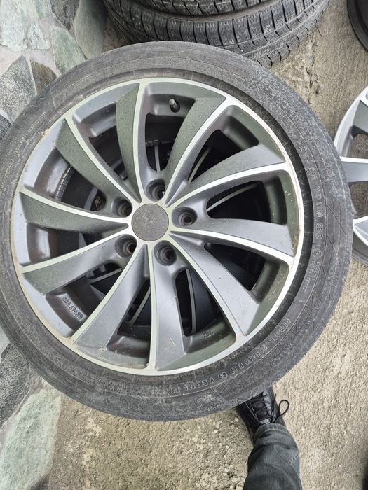 Vând jante pe 17