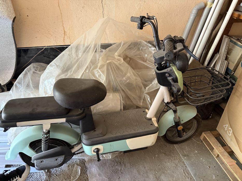 Продается б/у скутер.