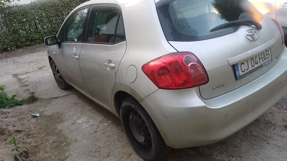 Vând Toyota Auris , 2.0 litri  , diesel, an 2007  , euro 4 , a