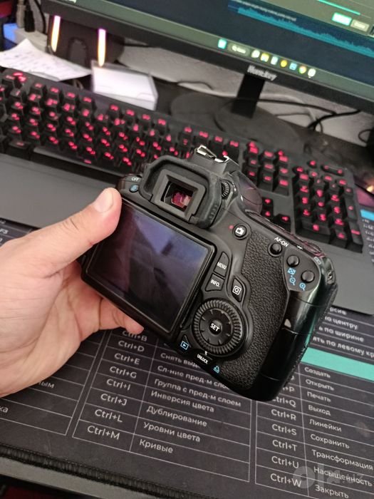 Canon EOS 60D sotiladi. Xolati ajoyib