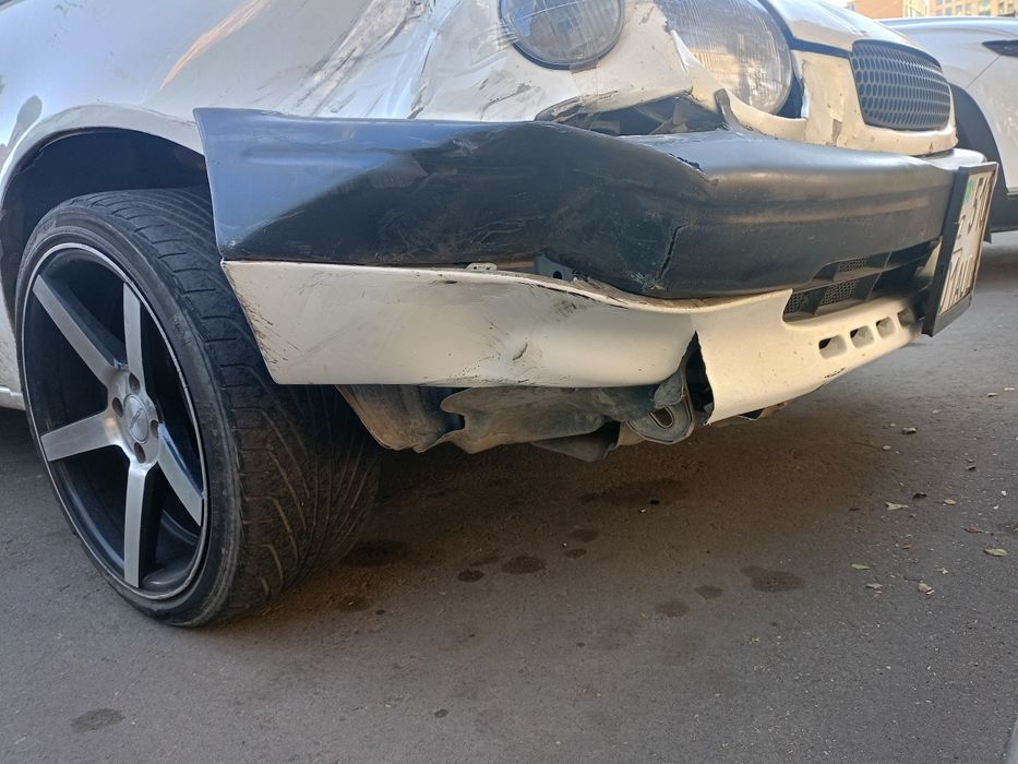 Тойота Королла 1998 года