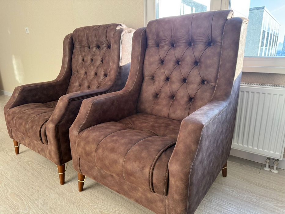 Продам диван и два кресла