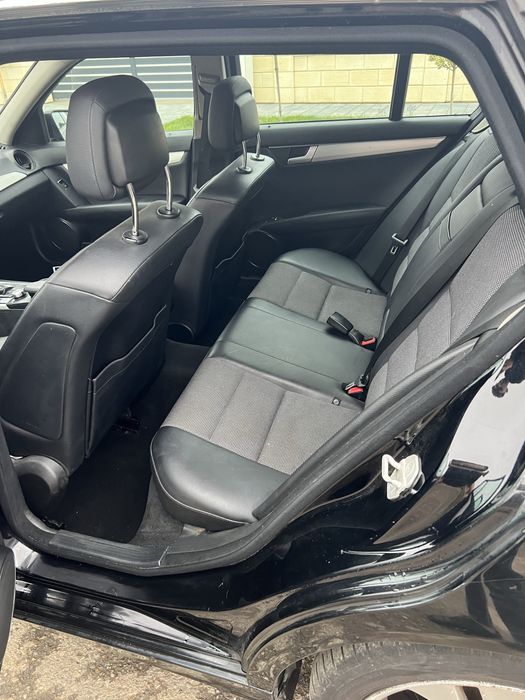 Mercedes C200 PRET FIX