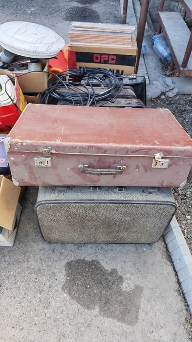 Чемодан, дипломат 2000