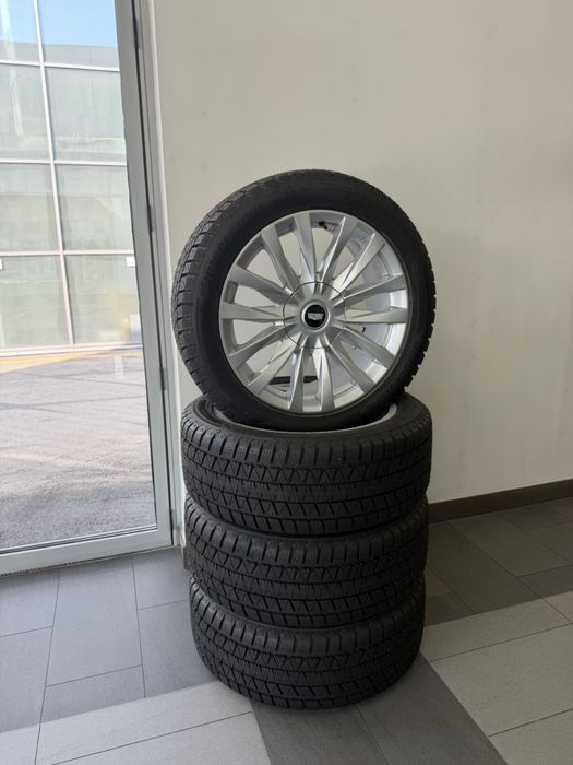 Диски/Шины Cadillac Escalade r22 Bridgestone Blizzak