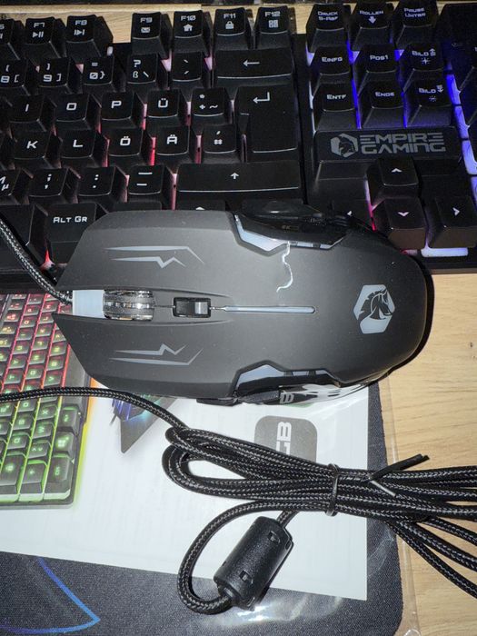 Tastatura gaming QWERTZ RGB 105 Taste PC PS4 PS5 Xbox OneSeries Mac