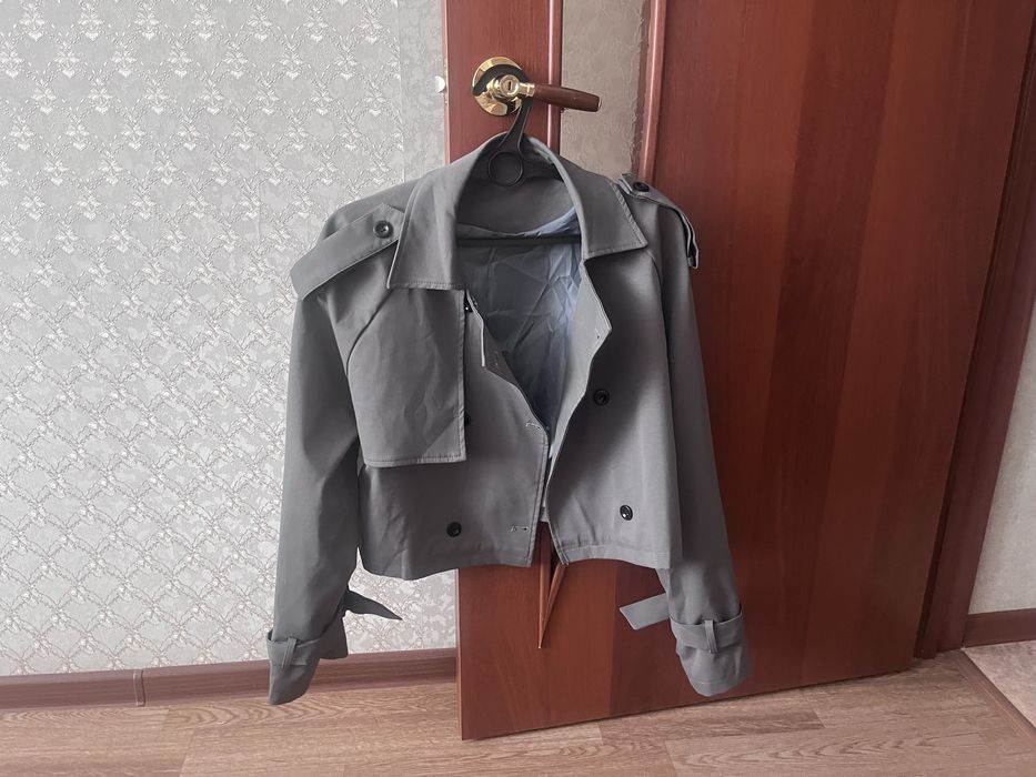 Продат укороченный трендовый тренч