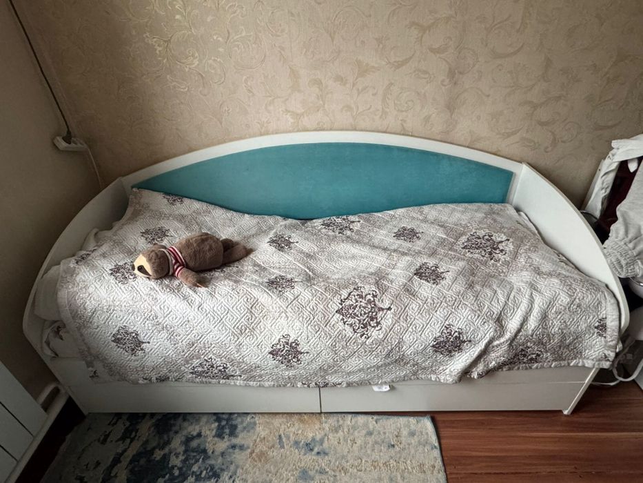 Кровать односпальняя