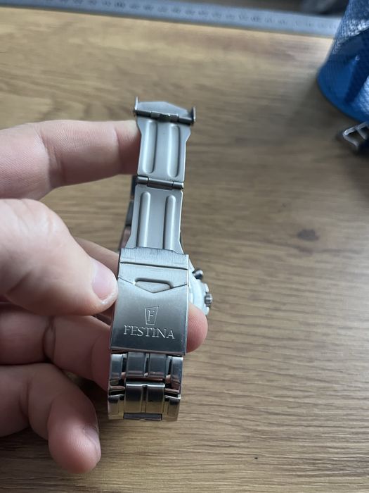 Ceas FESTINA  baterie nouă