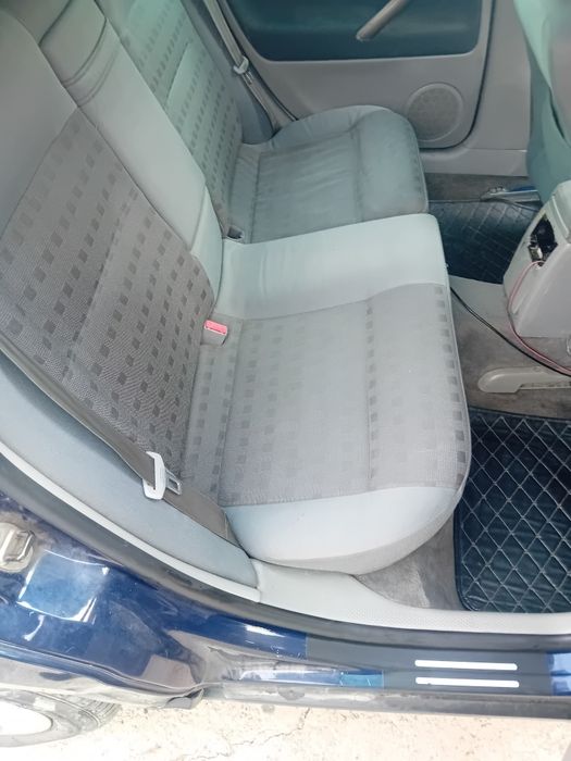 VOLKSWAGEN Passat 2002 — imagine 5