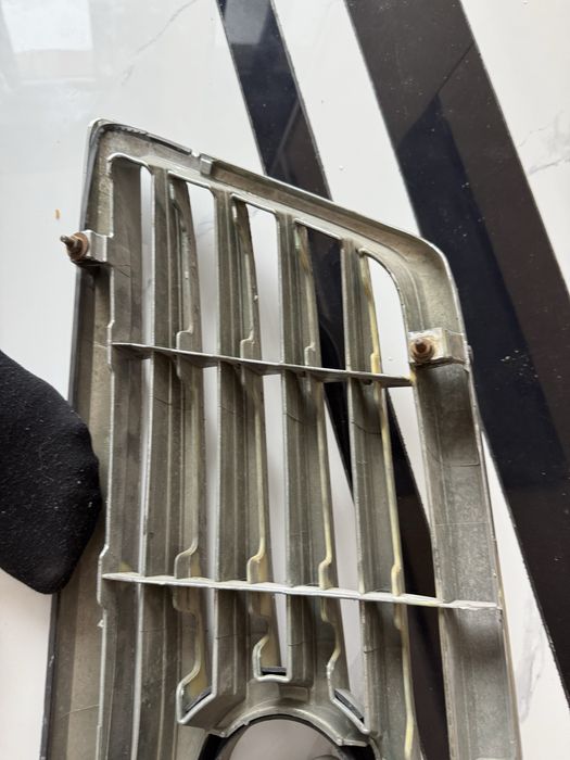 Решотка от Лексус LX470