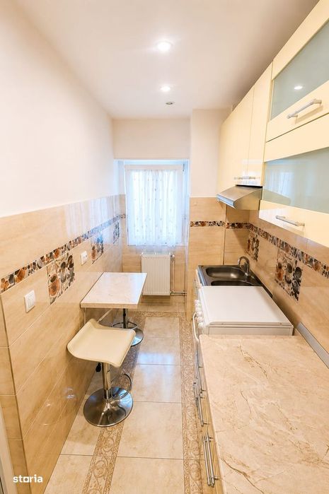 Apartament cu o camera, decomandat, Tatarasi Nord, etaj 2, 400 euro