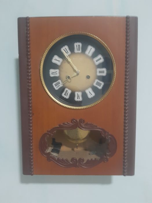 Соат сотилади.антиквар