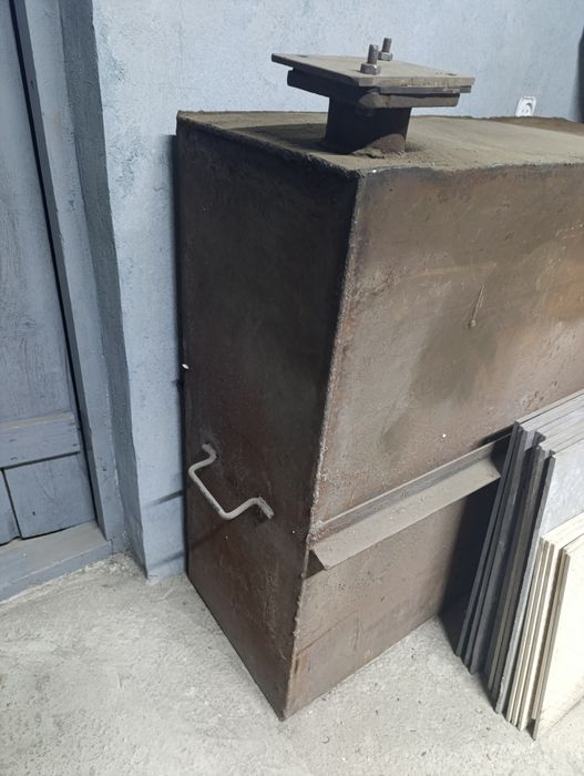 Бак под топливо б/у