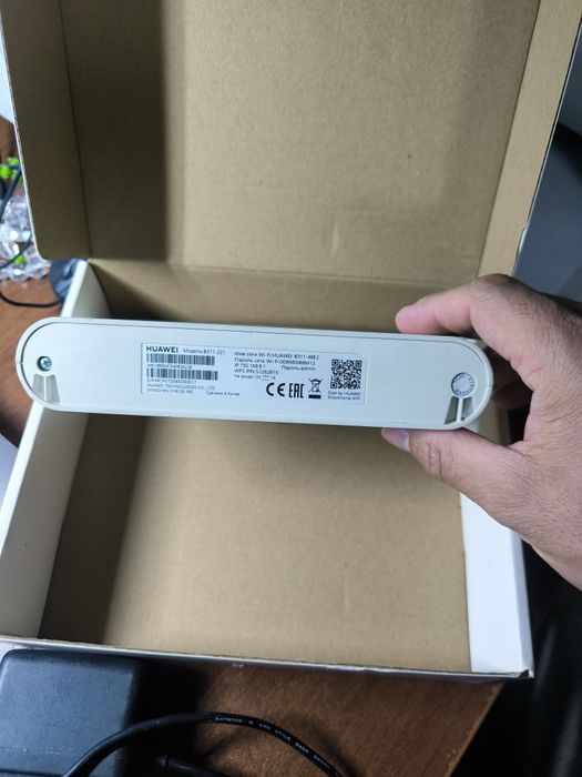 Вайфай роутер Huawei