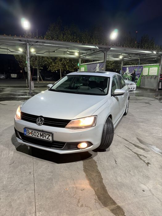 Volkswagen Jetta 1.6 TDI DSG