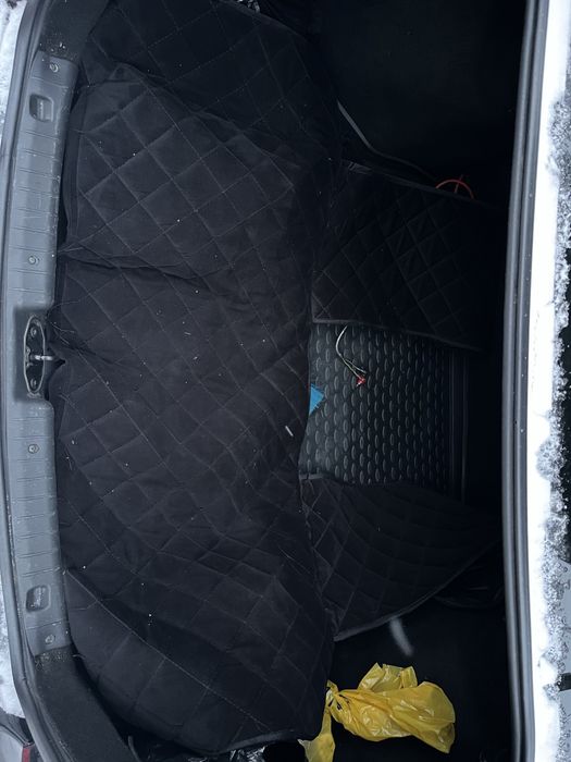 Продам чехлы на авто универсальные