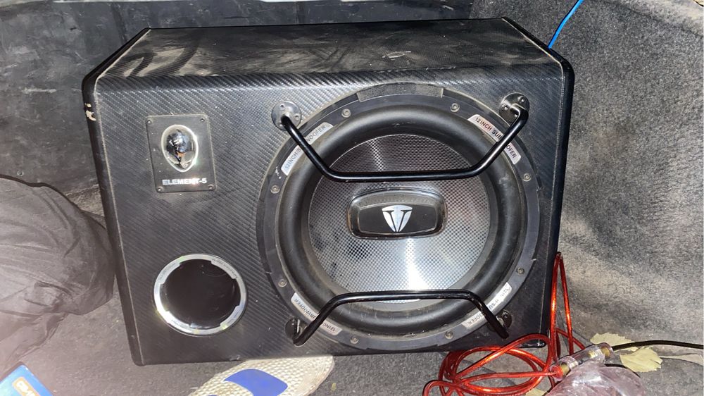 Продам Сабуфер хорошый