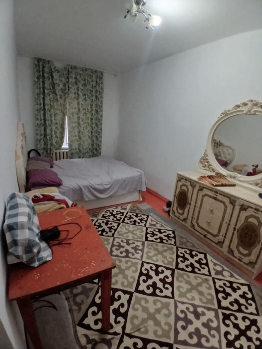 Үй сатылады, Асық ата, Кирова