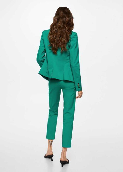 новый костюм женский  MANGO