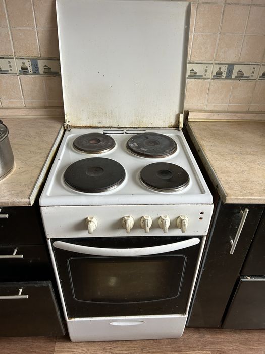 Продается кухня )