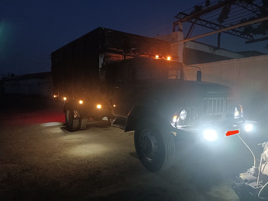 Zil Dlinaver sotiladi.