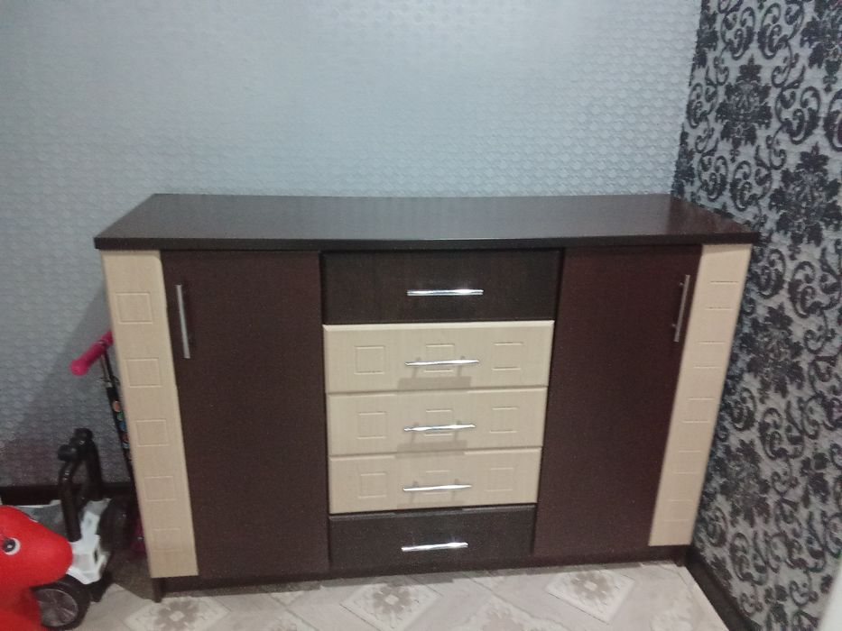 Продам  комод...
