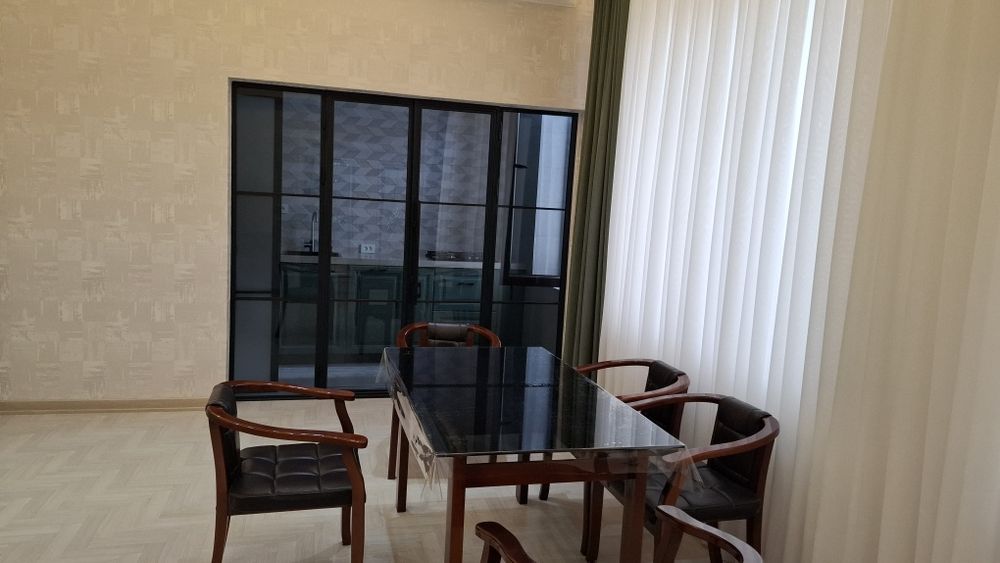 Продаётся дом, таунхаус, Узбекистанская