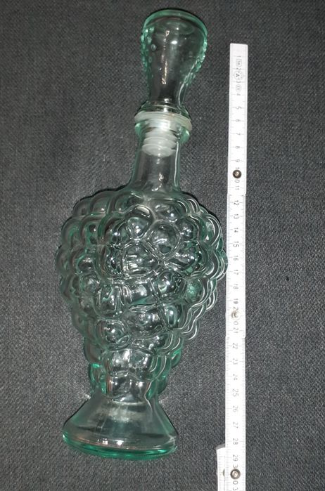 Стъклена бутилка