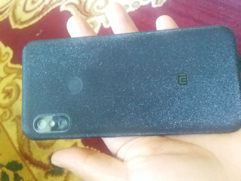 Redmi 6 pro 64 gb ram 4