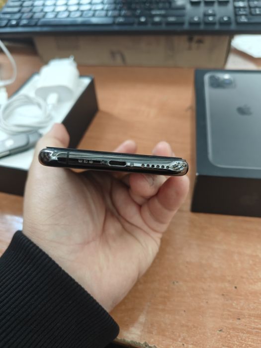 iPhone 11 pro 64gb АКБ 100% менянный