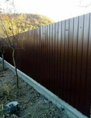 Construim garduri și porti