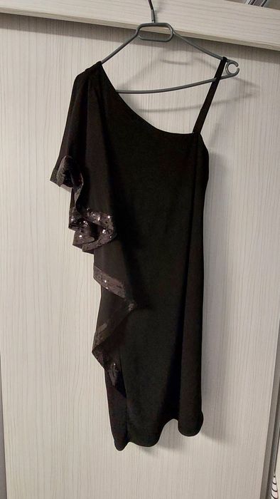 Rochie eleganta neagra