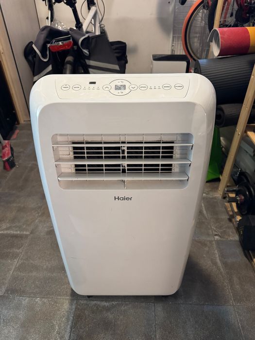 Portable AC Haier AM12AA1GAA