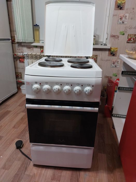 Рабочий элктроплита