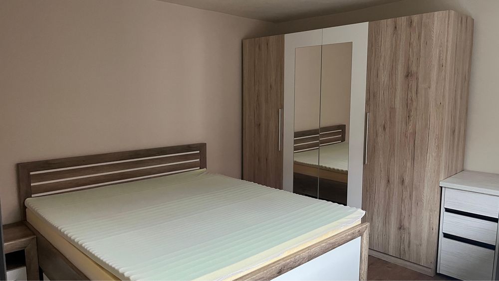 Inchiriez apartament in Dambul Rotund