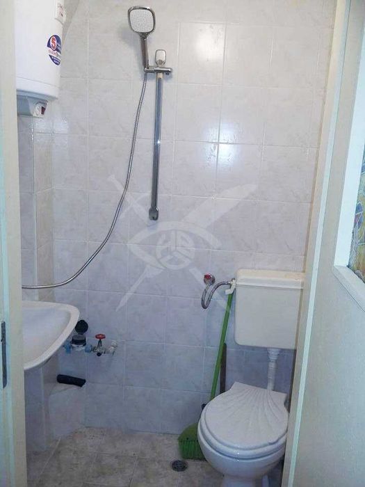 Дава се под наем Едностаен апартамент в Варна, Генералите - 25 кв.м за 200 € - Снимка #2