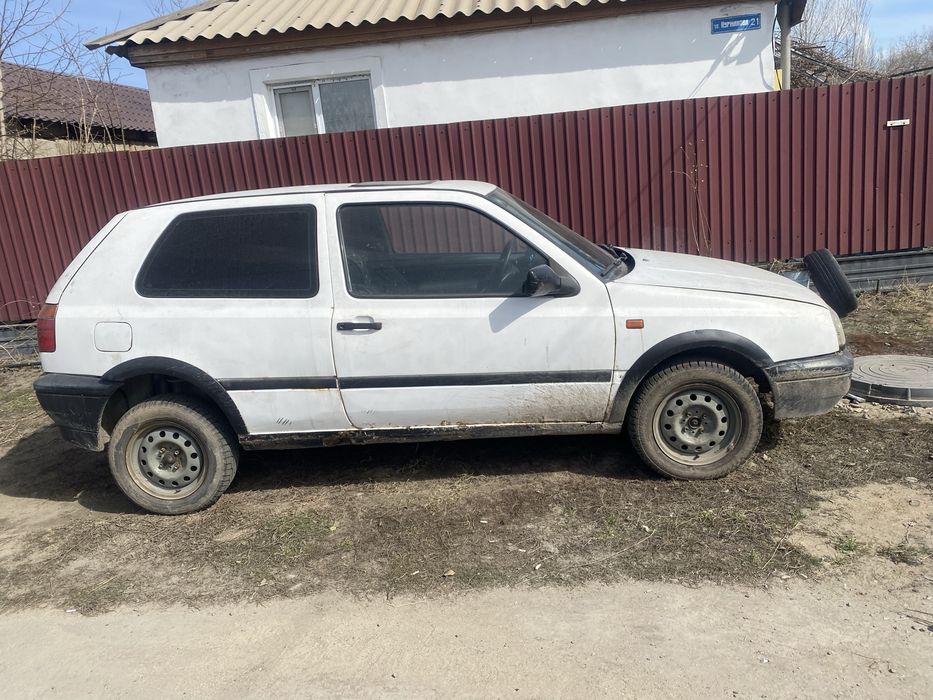 Продам срочно автомобиль